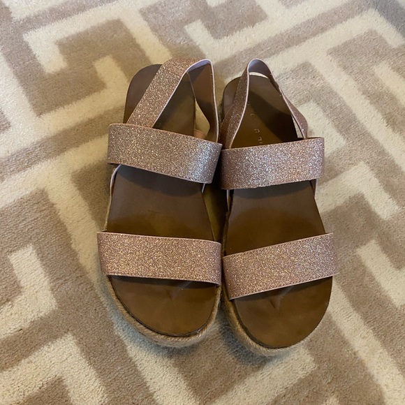 Madden Girl Platform Sandals - Picture 3 of 3